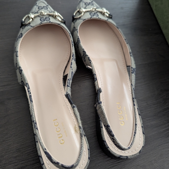 Gucci Beige and Blue Women's Shoes - Picture 2 of 9